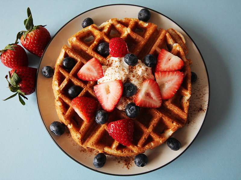 Freezer-Friendly Spinach Waffles for Baby + Toddler - Baby Foode