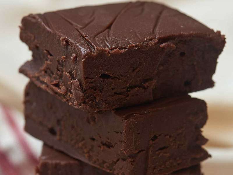 5-Ingredient No-Bake Chocolate Covered Brownies