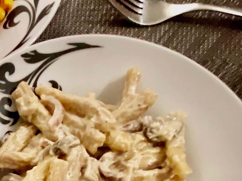 OneSkillet Creamy Chickpeas With Eggs and Prosciutto Recipe — Samsung Food