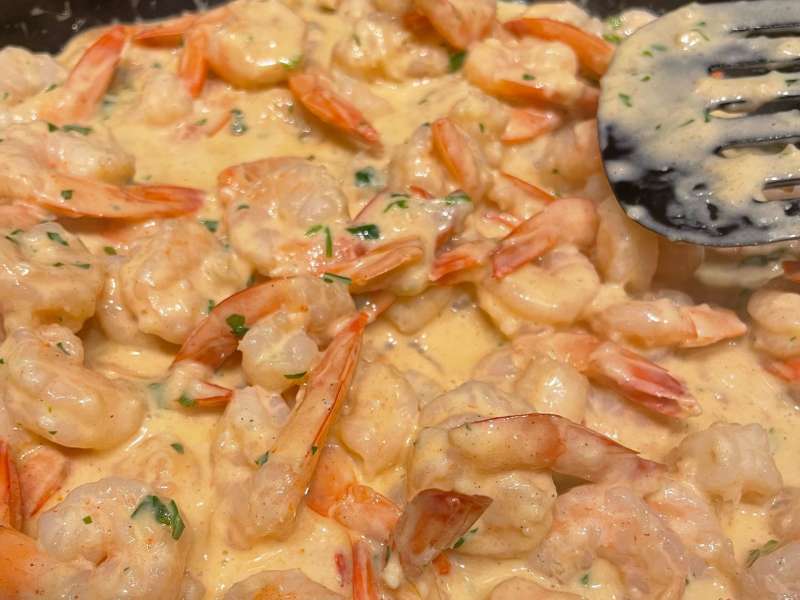 Shrimp with Creamy Garlic Sauce Recipe - Samsung Food