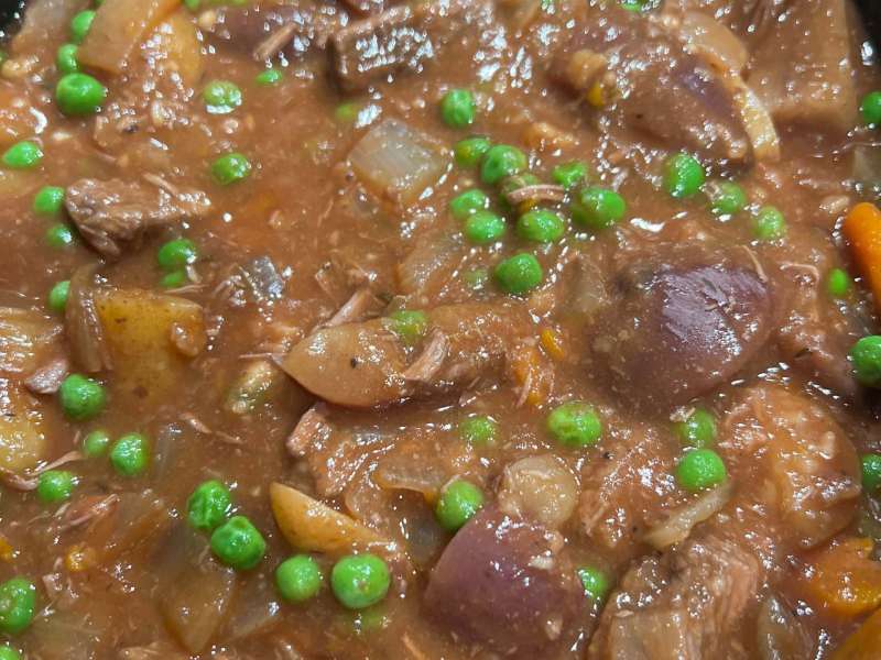 Mom's Slow Cooker Beef Stew Recipe