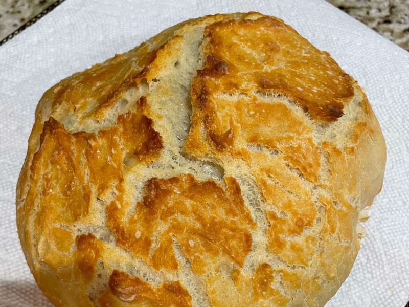 World's Easiest Yeast Bread recipe - Artisan, NO KNEAD crusty bread