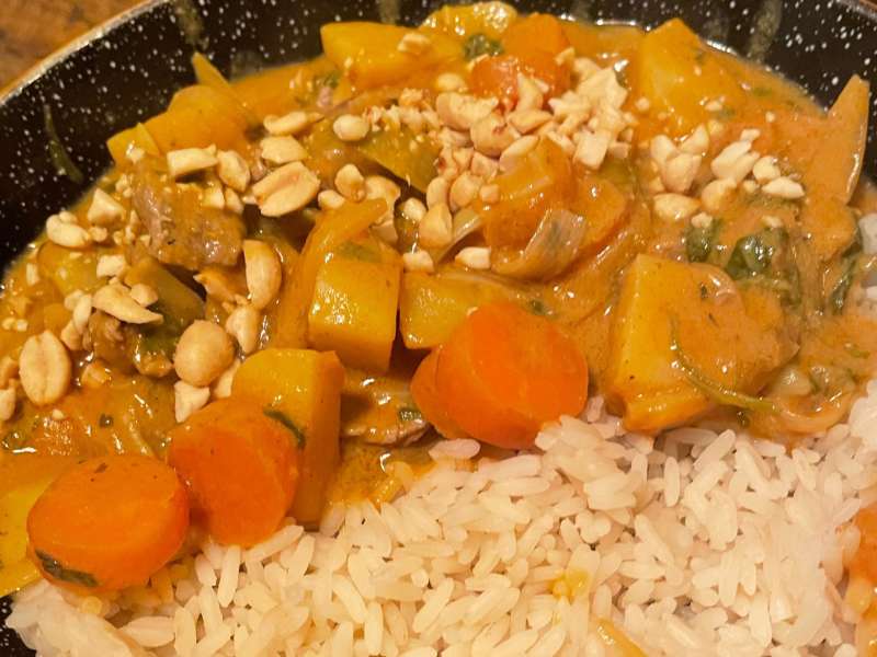 Easy 1-Pot Massaman Curry - Minimalist Baker Recipes