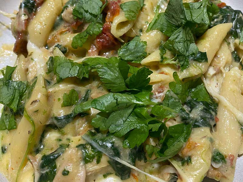 Tuscan Chicken Mac And Cheese (ONE POT, STOVE TOP) Recipe — Samsung Food