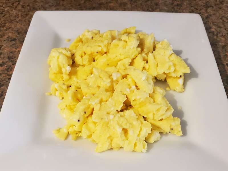 How to Make Fluffy Moist Scrambled Eggs Recipe