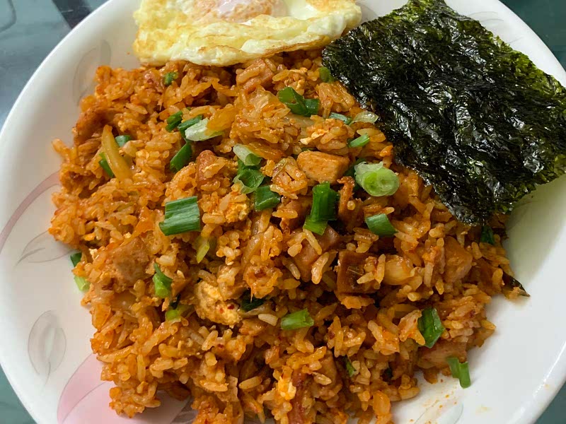 Spam & Kimchi Fried Rice Recipe - Samsung Food