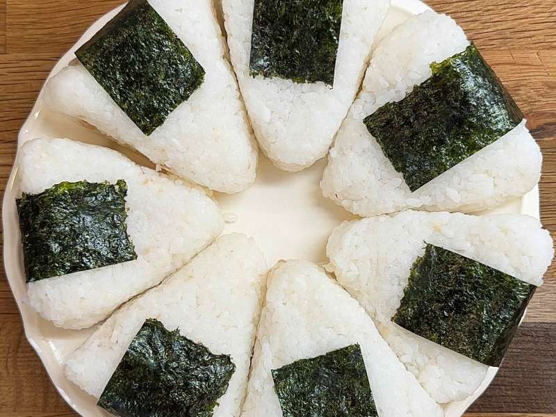 Makizushi (Japanese Tuna Roll) Recipe