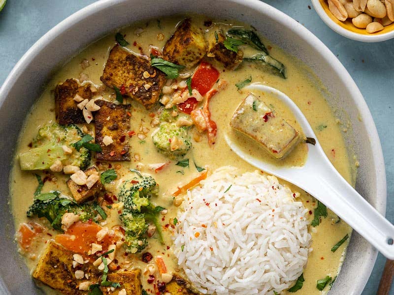 Vegan Thai Peanut Curry Recipe - Samsung Food