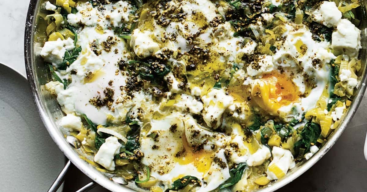 Ottolenghi’s Braised Eggs with Leek and Za’atar Recipe Samsung Food