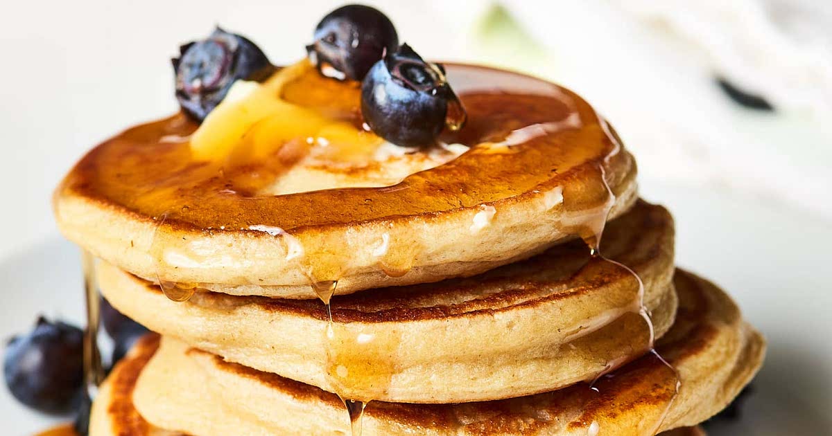 Whole Wheat Cinnamon Apple Pancakes Recipe - Forktionary