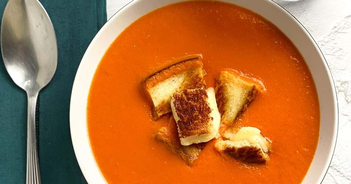 Low FODMAP Cream of Tomato Soup with Grilled Cheese Croutons Recipe