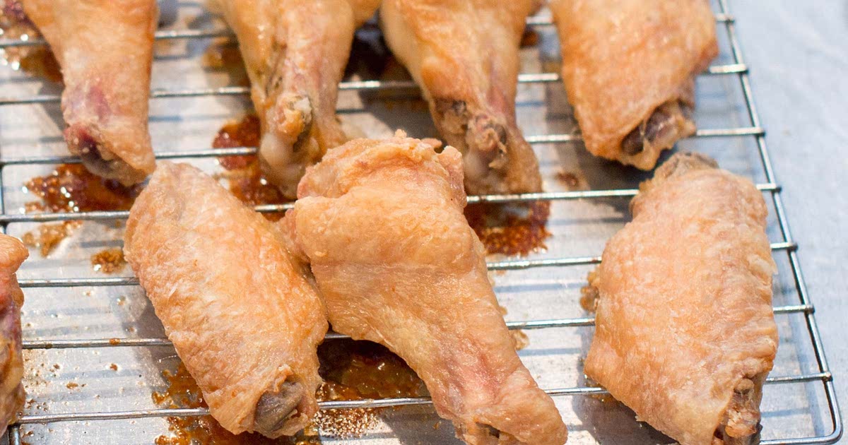 Crispy OvenBaked Chicken Wings Recipe Samsung Food
