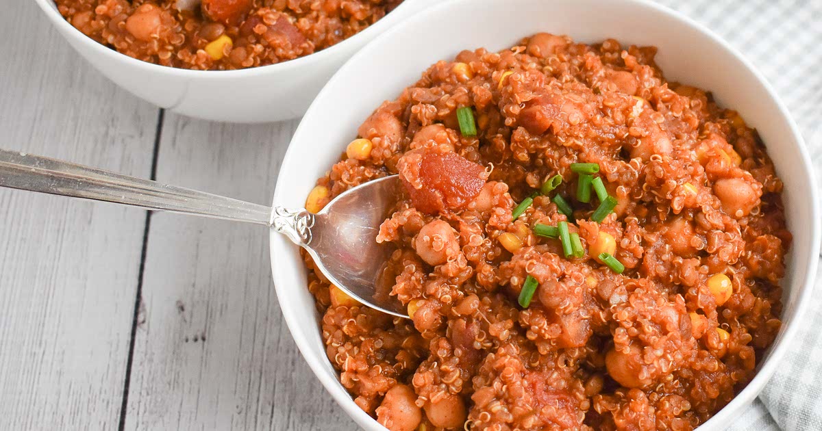 LowFODMAP SlowCooker Meatless Chili with Quinoa; Glutenfree, Vegan