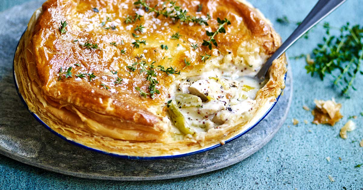 Chicken and leek pie Recipe Samsung Food