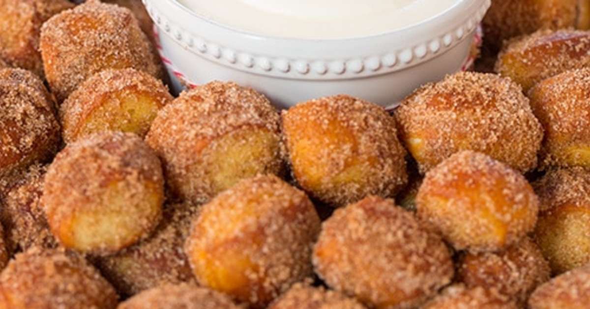 Auntie Anne's Copycat Cinnamon Sugar Pretzel Bites (Nuggets) with