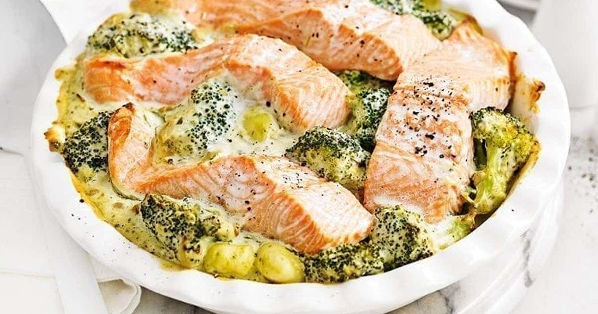 Baked salmon gnocchi Recipe — Samsung Food