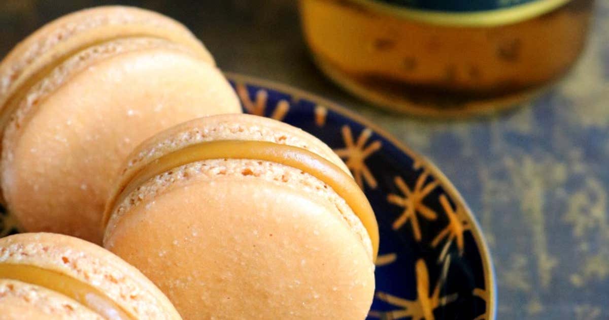 Butterbeer Macarons Recipe — Samsung Food