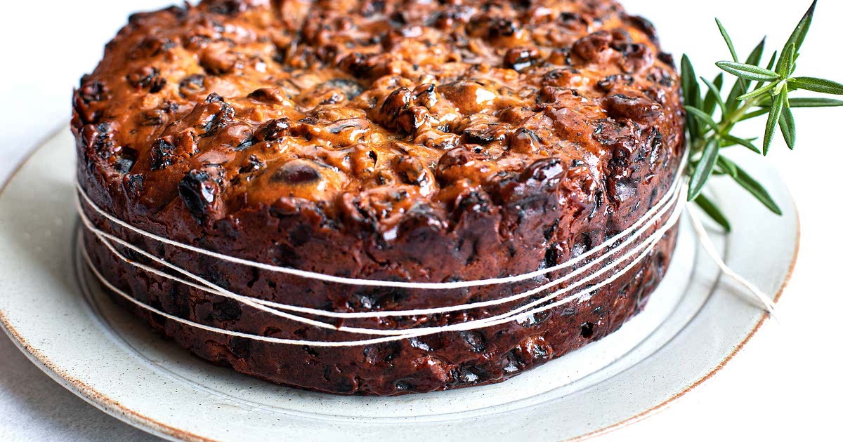 4Ingredient Baileys Condensed Milk Fruit Cake recipe Recipe — Samsung Food