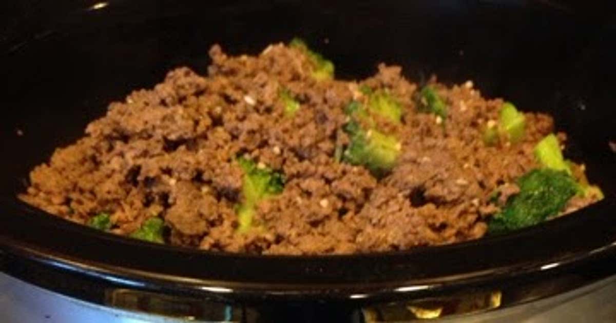Crockpot deer burger, broccoli, pasta alfredo Recipe Samsung Food