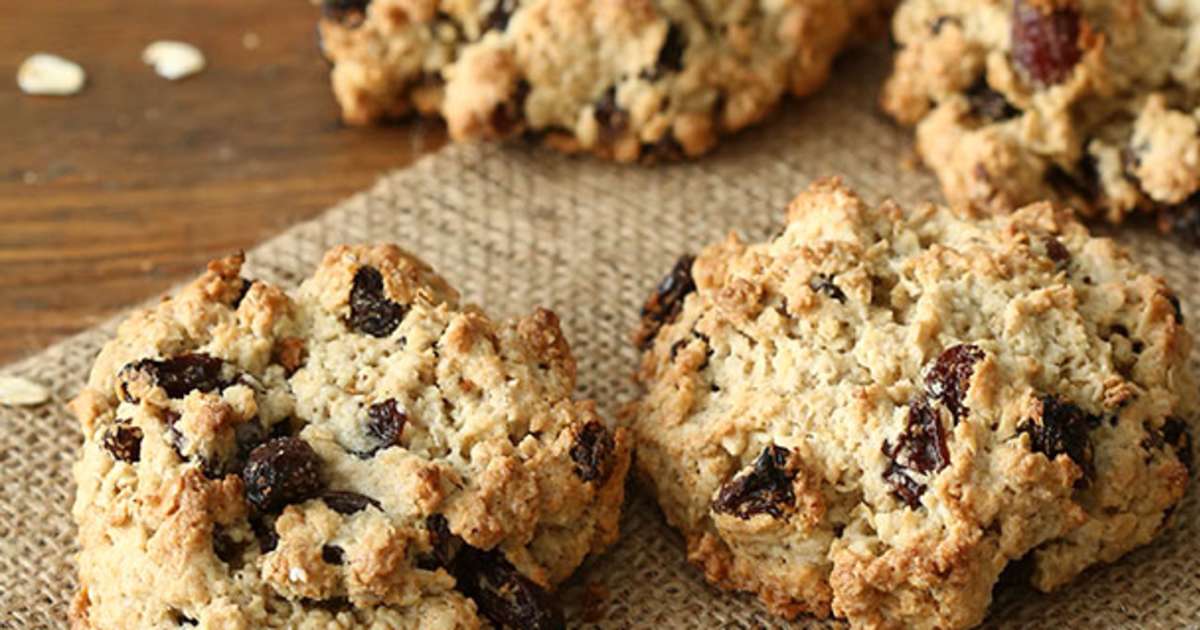 Vanishing Oatmeal Raisin Cookies Recipe