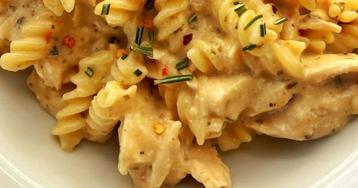 Crock Pot Garlic Parmesan Chicken Pasta Recipe Samsung Food