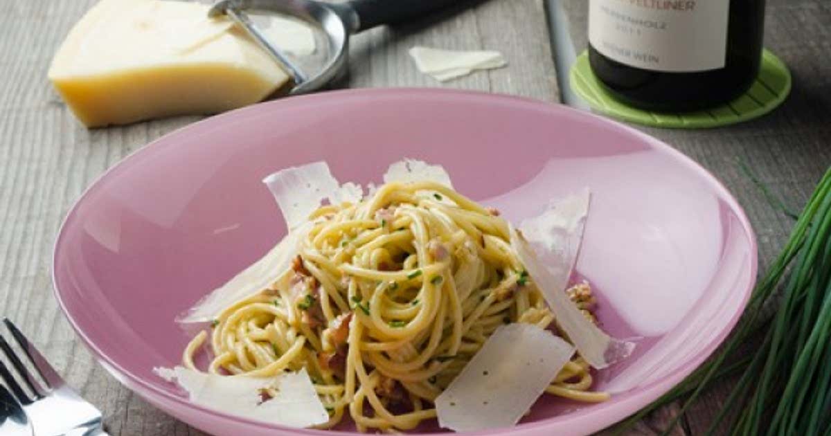 Spaghetti Carbonara Recipe — Samsung Food