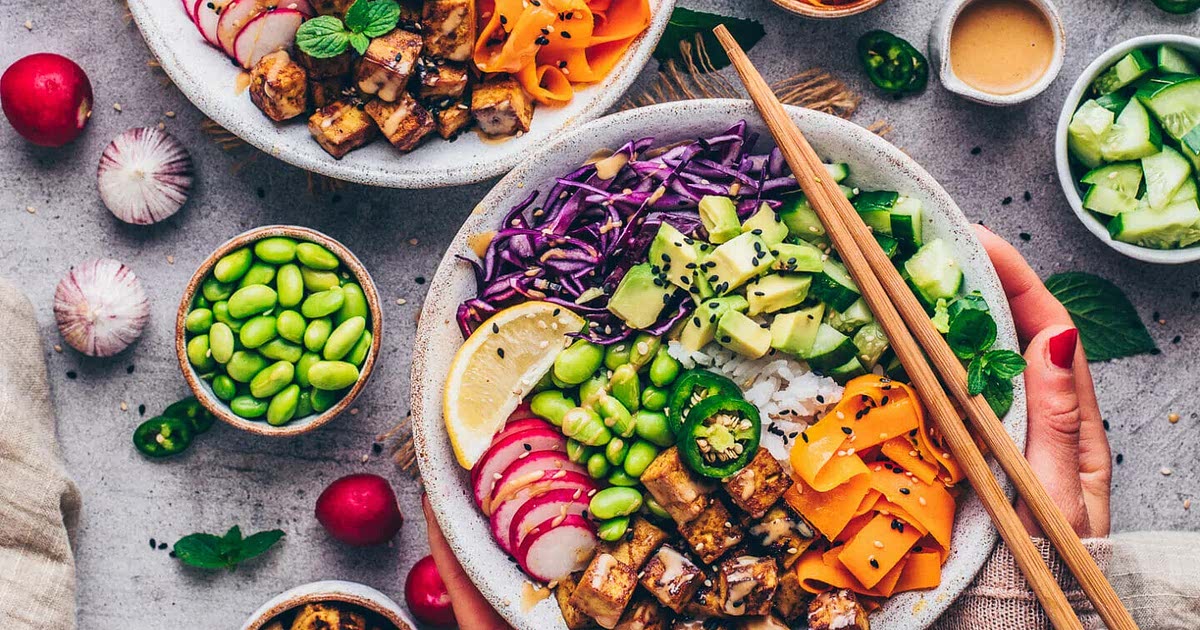 Vegane Poke Bowl mit TahiniSauce Recipe Samsung Food
