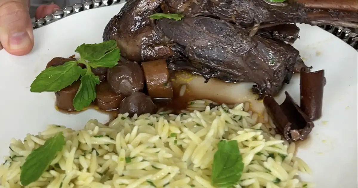 Lamb shanks shop pressure cooker time