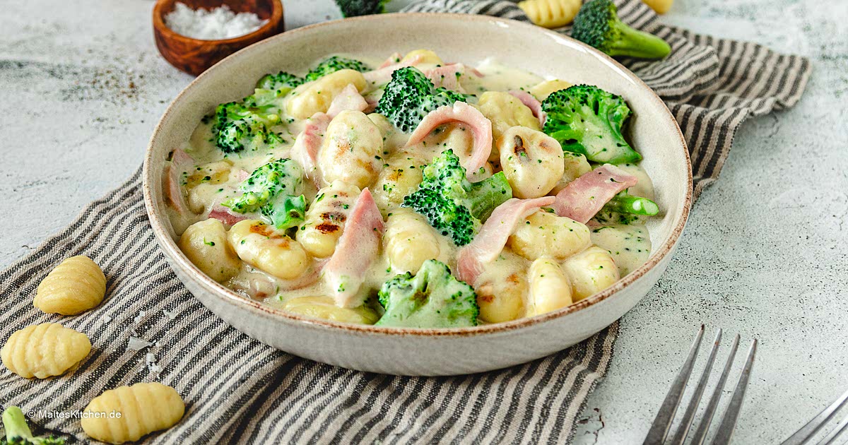 Gnocchi mit Brokkoli und Schinken in cremiger Käsesauce Recipe ...