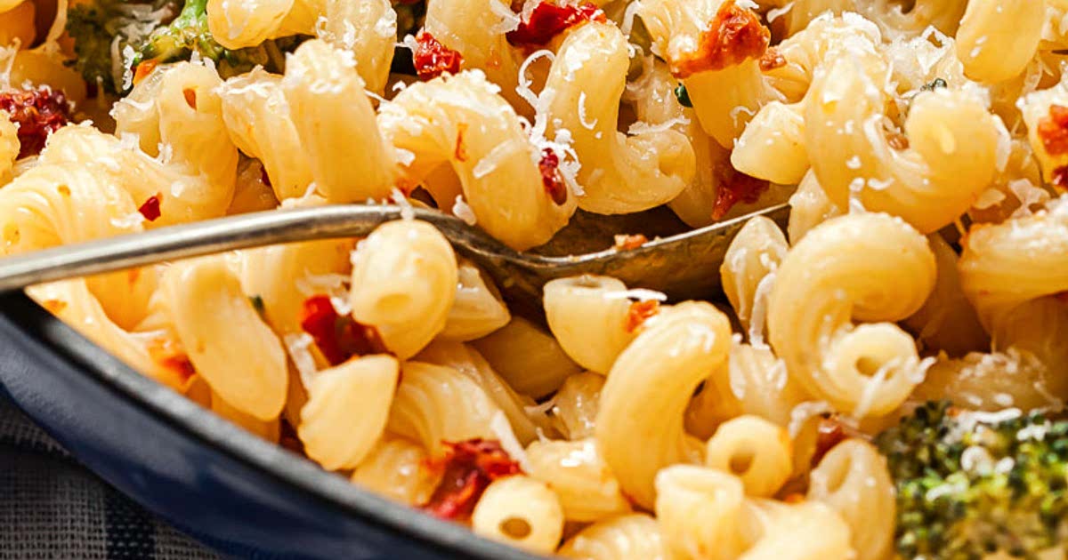 Broccoli and Sundried Tomato Pasta Recipe Whisk