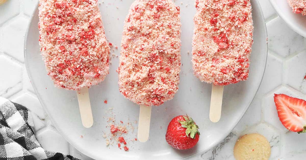 This Copycat Good Humor Strawberry Shortcake Bar Recipe Tastes Like ...