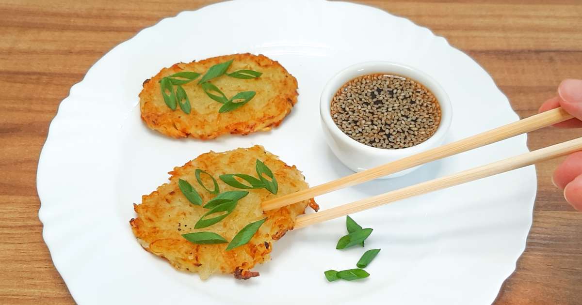 Easy Korean Potato Pancake (Gamja-jeon)