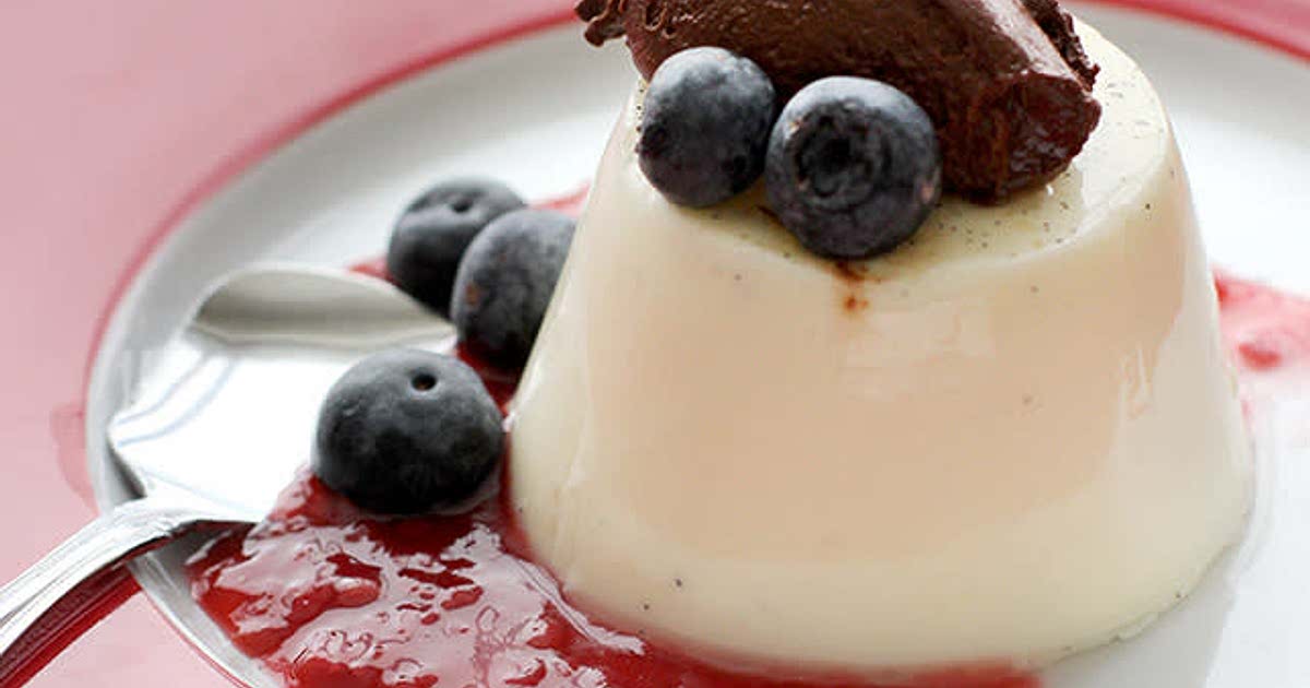 Panna Cotta, with Mixed berry reduction Recipe — Samsung Food