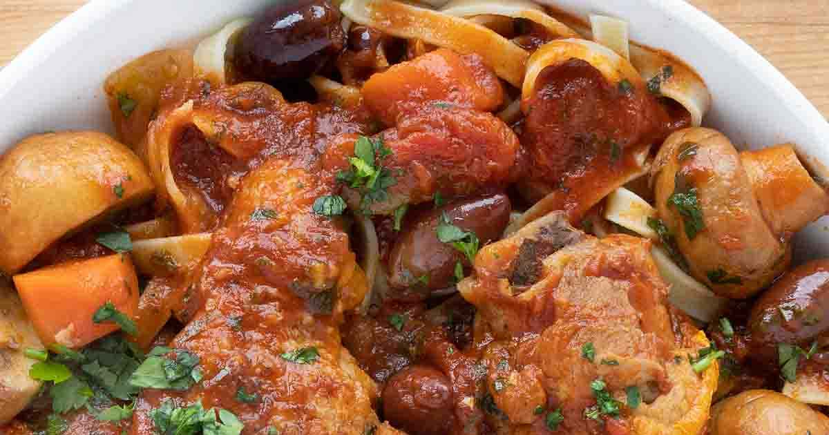Dutch Oven Chicken Cacciatore Recipe Samsung Food App
