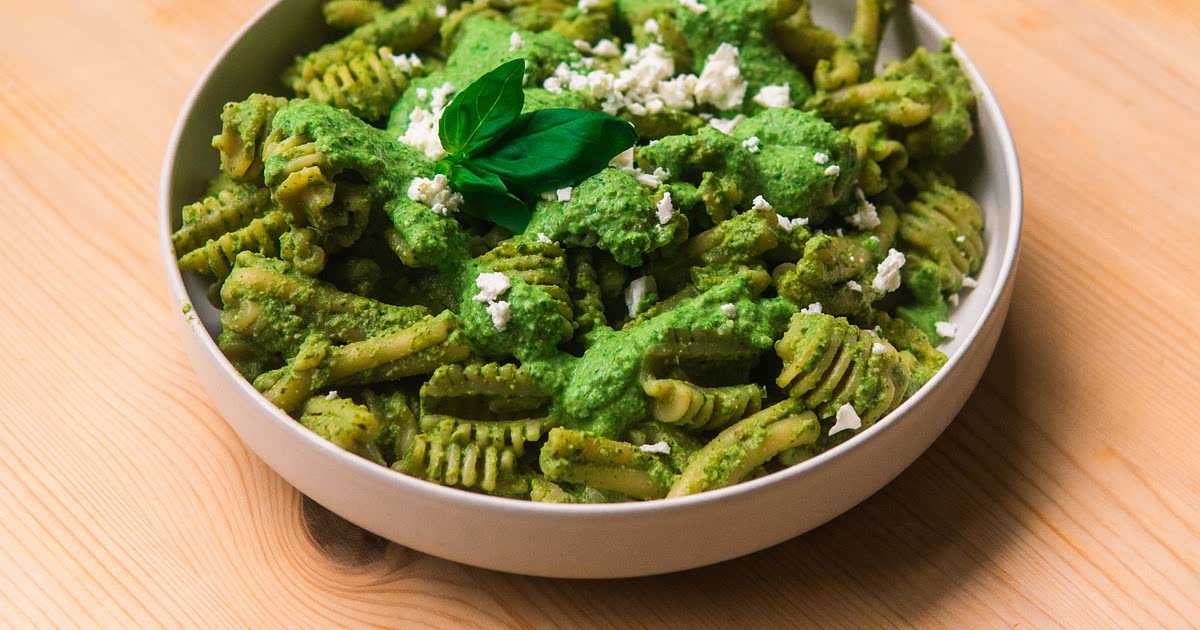 Green Pea Pesto Pasta Student Dinner Series Recipe — Samsung Food