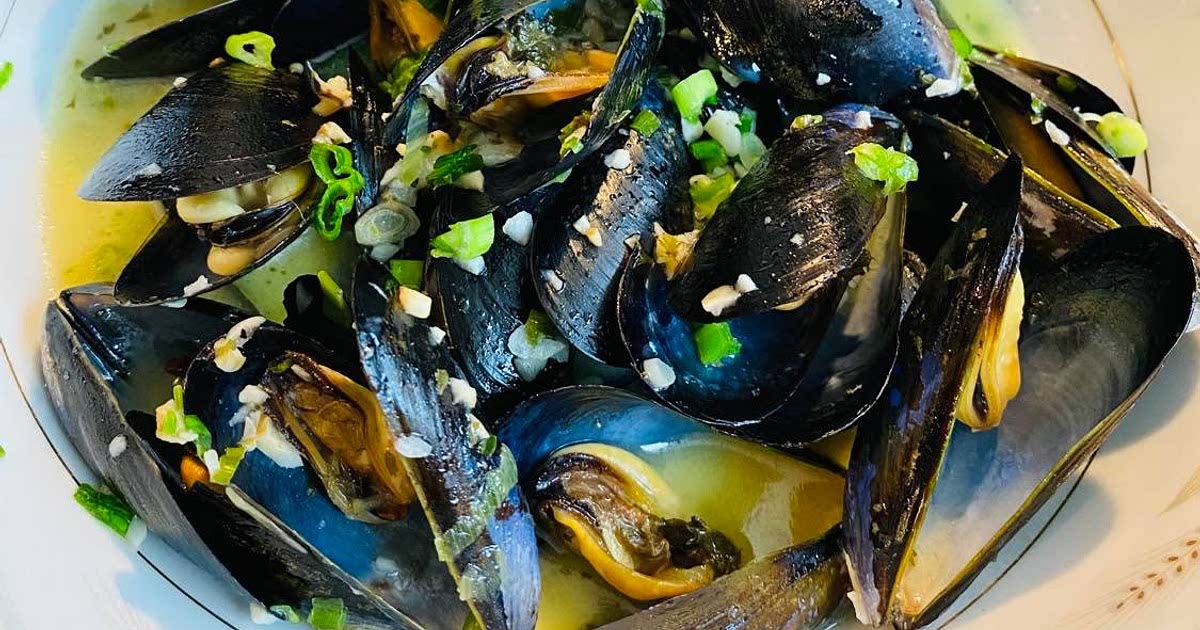 Mussel with Garlic and Coconut Milk Sauce Recipe Samsung Food