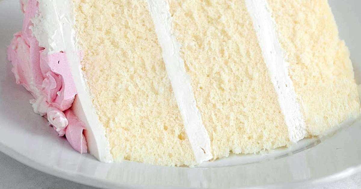 Moist Vanilla Cake Recipe With Easy Buttercream — Samsung Food