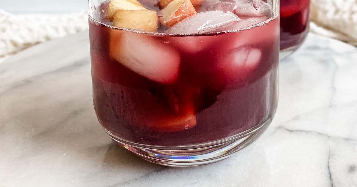 Pinot Noir Sangria Recipe — Samsung Food