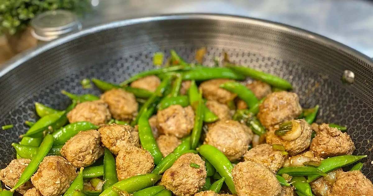 Sriracha Honey Turkey Meatball Stir Fry Recipe Samsung Food