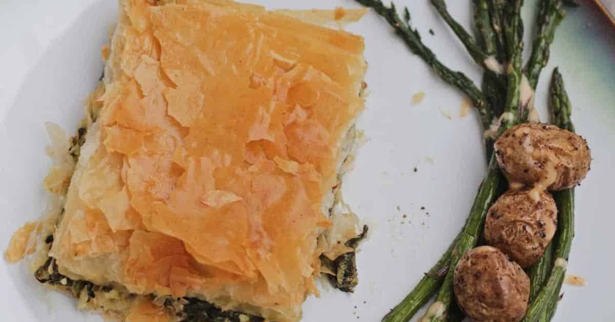 Byrek Me Spinaq Albanian Spinach Pie Recipe — Samsung Food