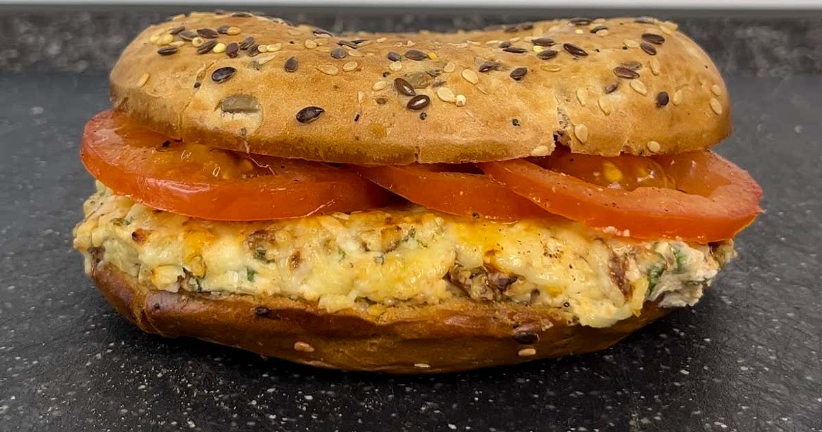 Creamy and cheesy bagel Recipe Samsung Food
