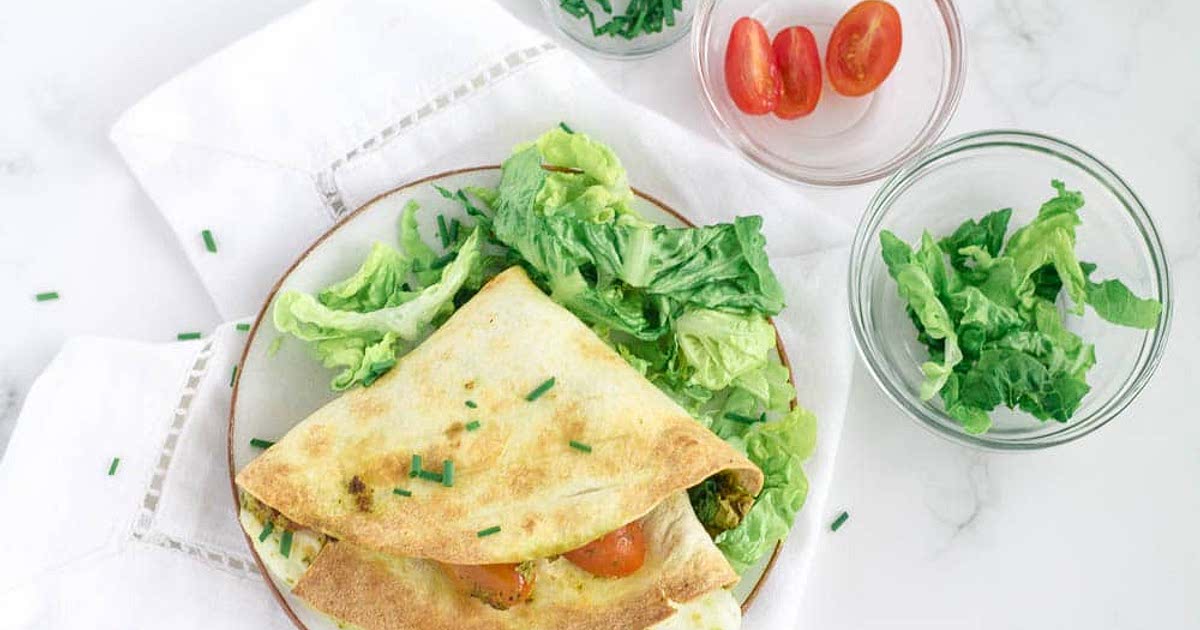 Air Fryer Wraps with Mozzarella & Pesto (Folded Tik Tok Style) Recipe