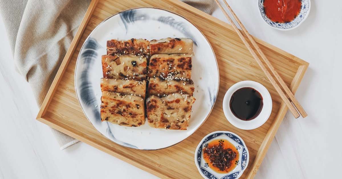 Deep-Fried Radish Cake (Loh Bak Gou 蘿蔔糕) | MKL