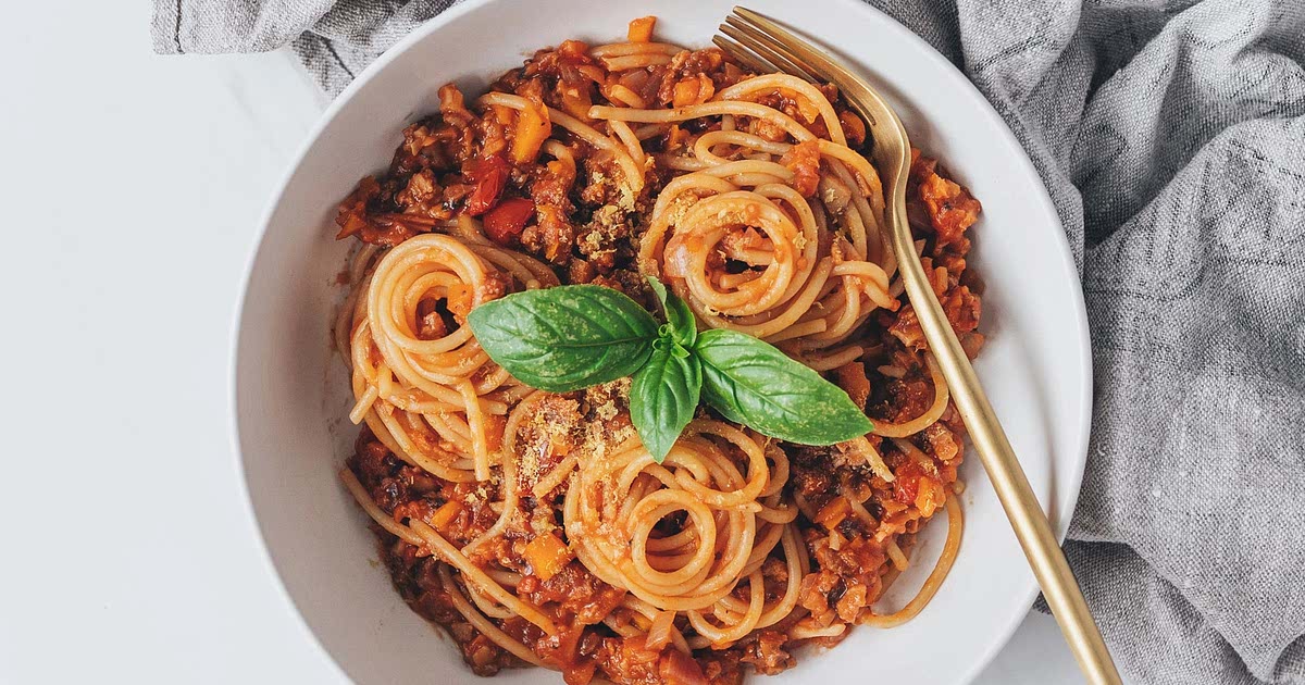 Veggie Bolognese Recipe - Samsung Food