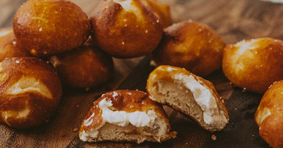 starbucks-cream-cheese-bagel-balls-recipe-samsung-food