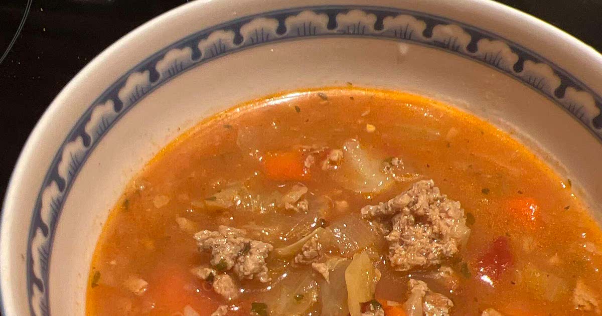 Spicy cabbage soup hot sale