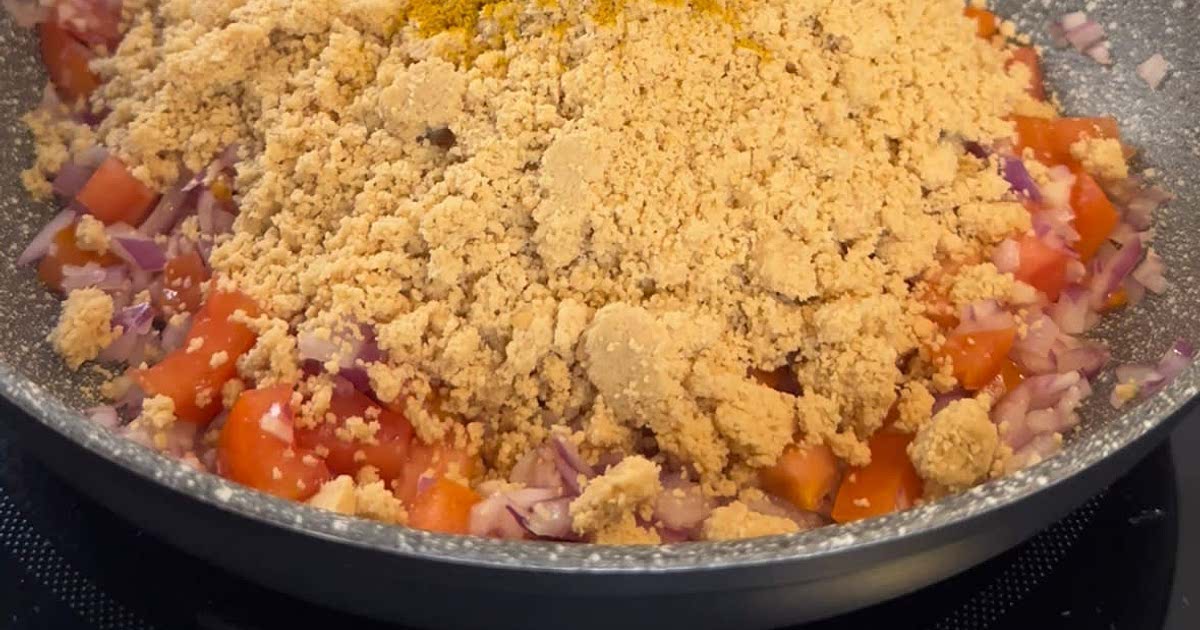 Groundnut Sauce (Ugandan Peanut Sauce) Recipe — Samsung Food