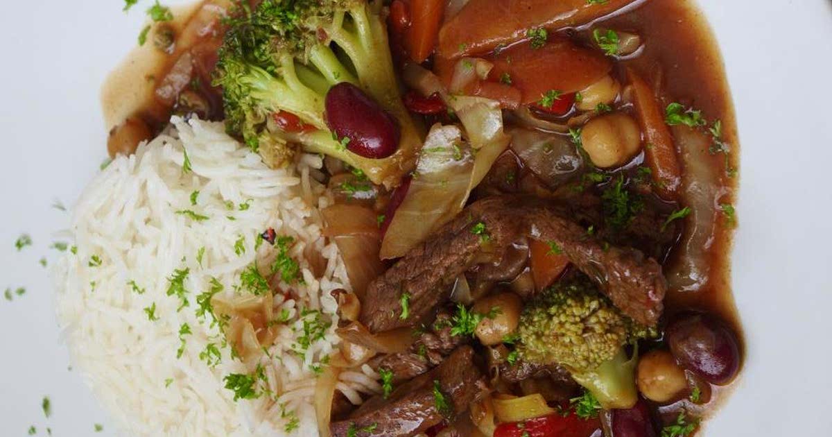 Beef stir fry with kidney beans & chickpeas Recipe Samsung Food