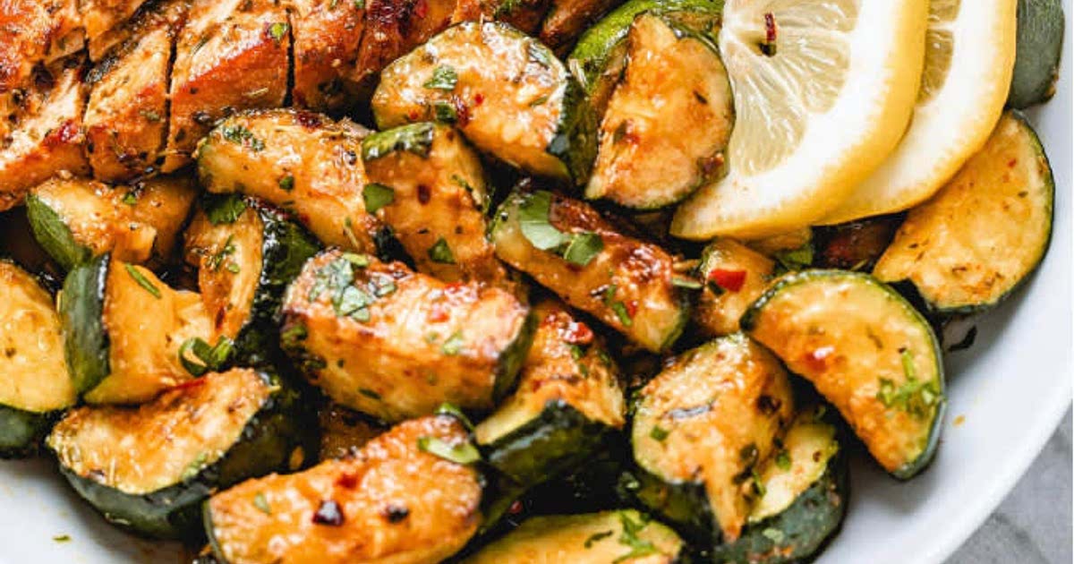 ASADO CHICKEN BREAST WITH SAUTEED LEMON ZUCCHINI Recipe — Samsung Food