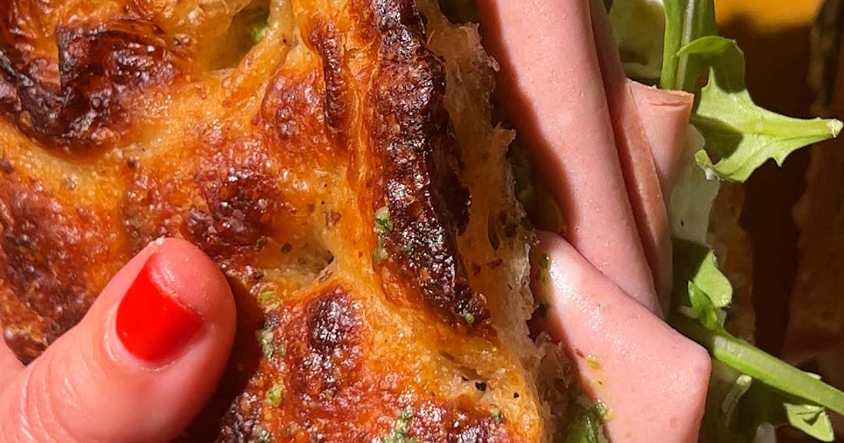 Mortadella Burrata Sandwich Recipe — Samsung Food